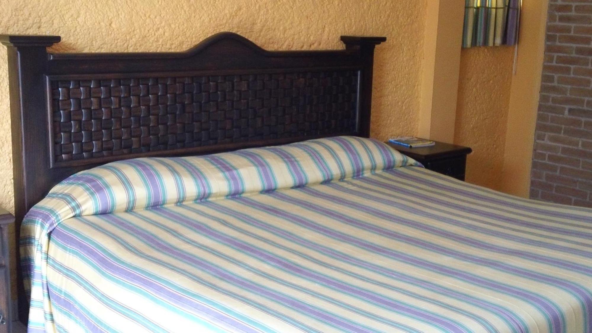 Hotel Villa Monarca Inn Zitácuaro Rum bild