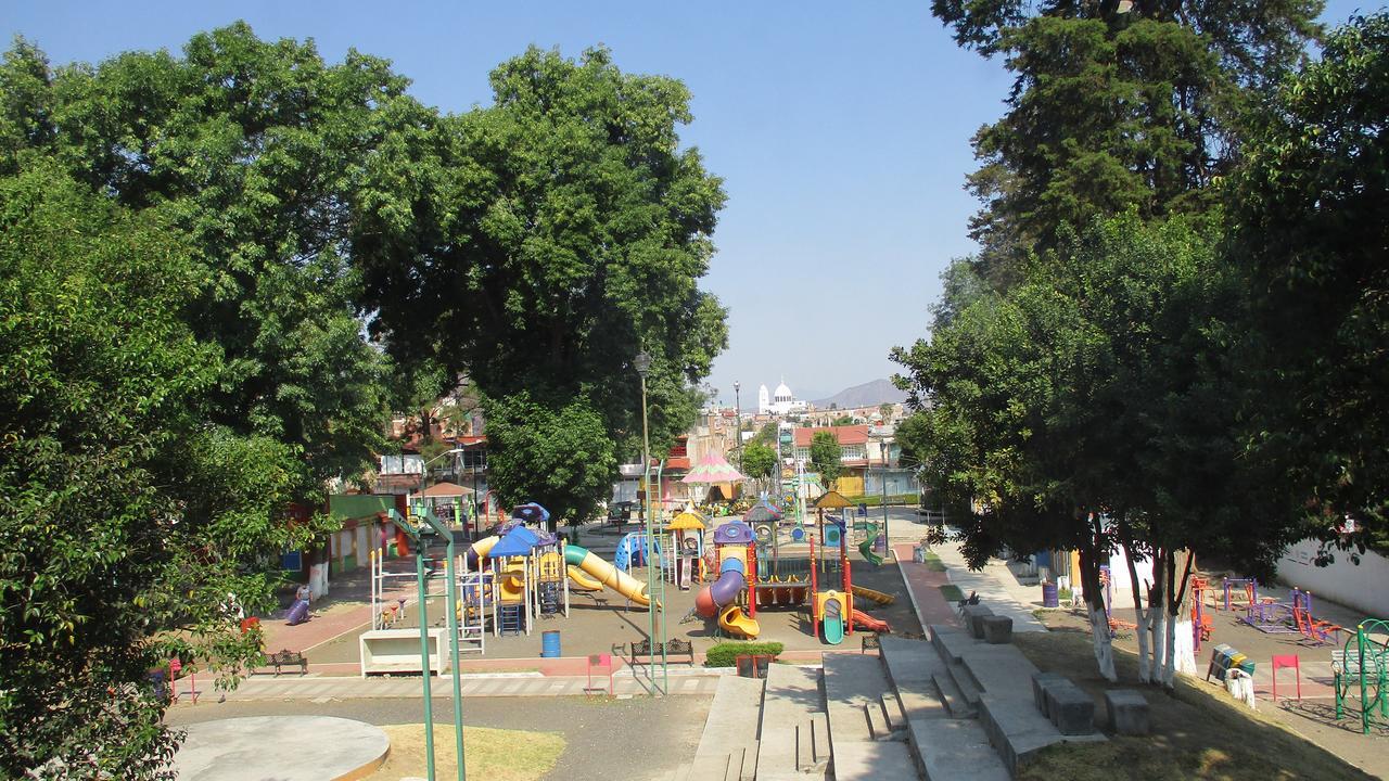 Hotel Villa Monarca Inn Zitácuaro Exteriör bild