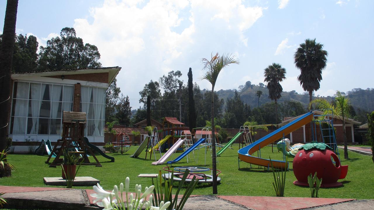 Hotel Villa Monarca Inn Zitácuaro Exteriör bild