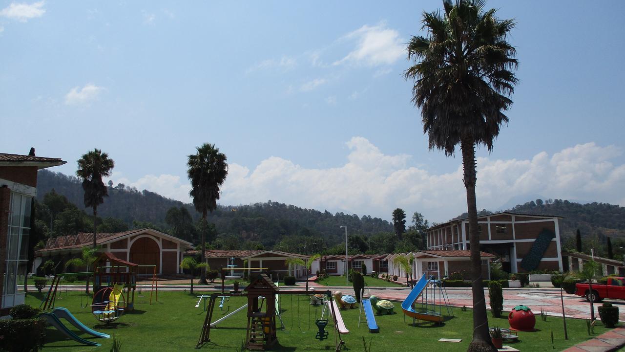 Hotel Villa Monarca Inn Zitácuaro Exteriör bild