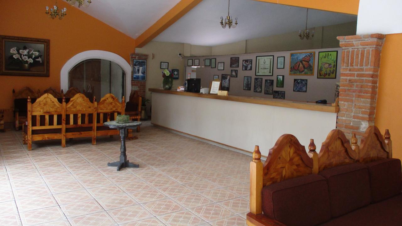 Hotel Villa Monarca Inn Zitácuaro Exteriör bild