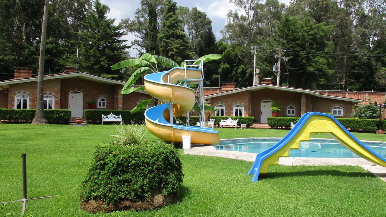 Hotel Villa Monarca Inn Zitácuaro Exteriör bild