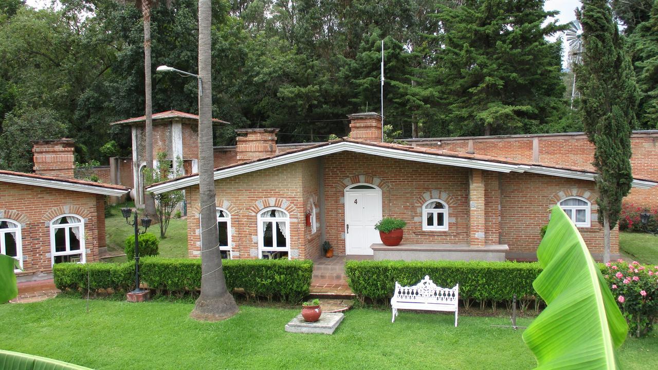 Hotel Villa Monarca Inn Zitácuaro Exteriör bild