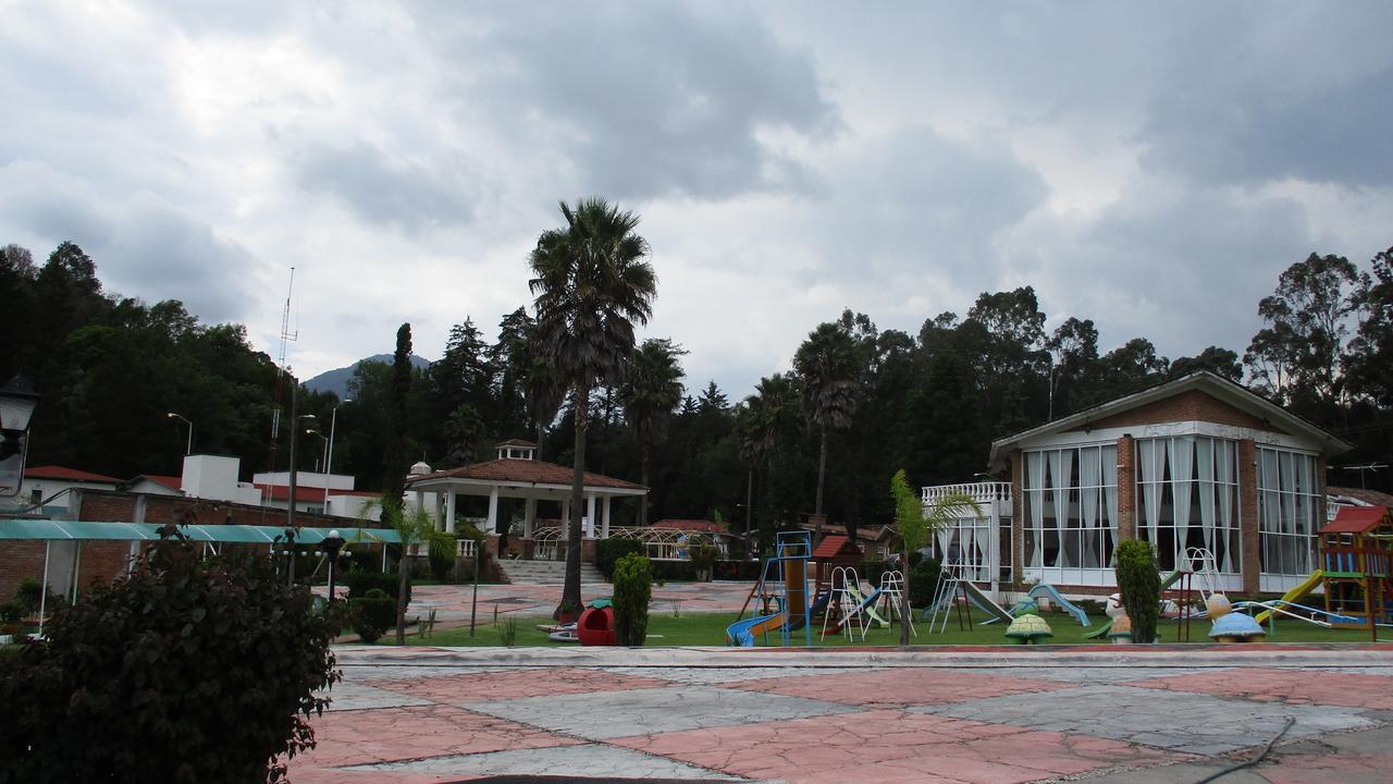Hotel Villa Monarca Inn Zitácuaro Exteriör bild