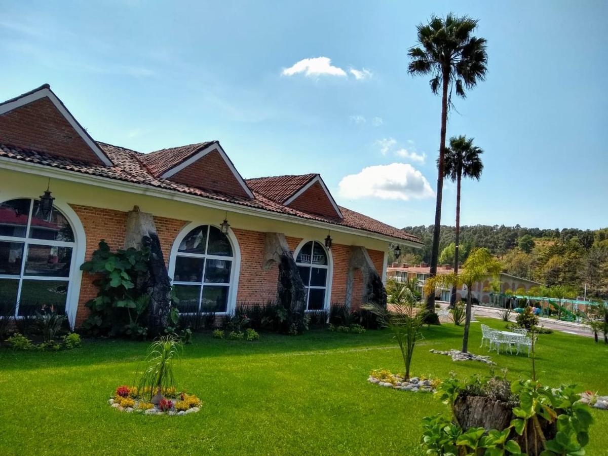 Hotel Villa Monarca Inn Zitácuaro Exteriör bild