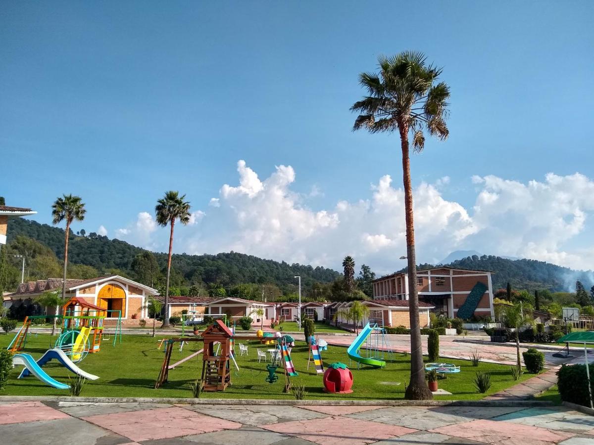 Hotel Villa Monarca Inn Zitácuaro Exteriör bild